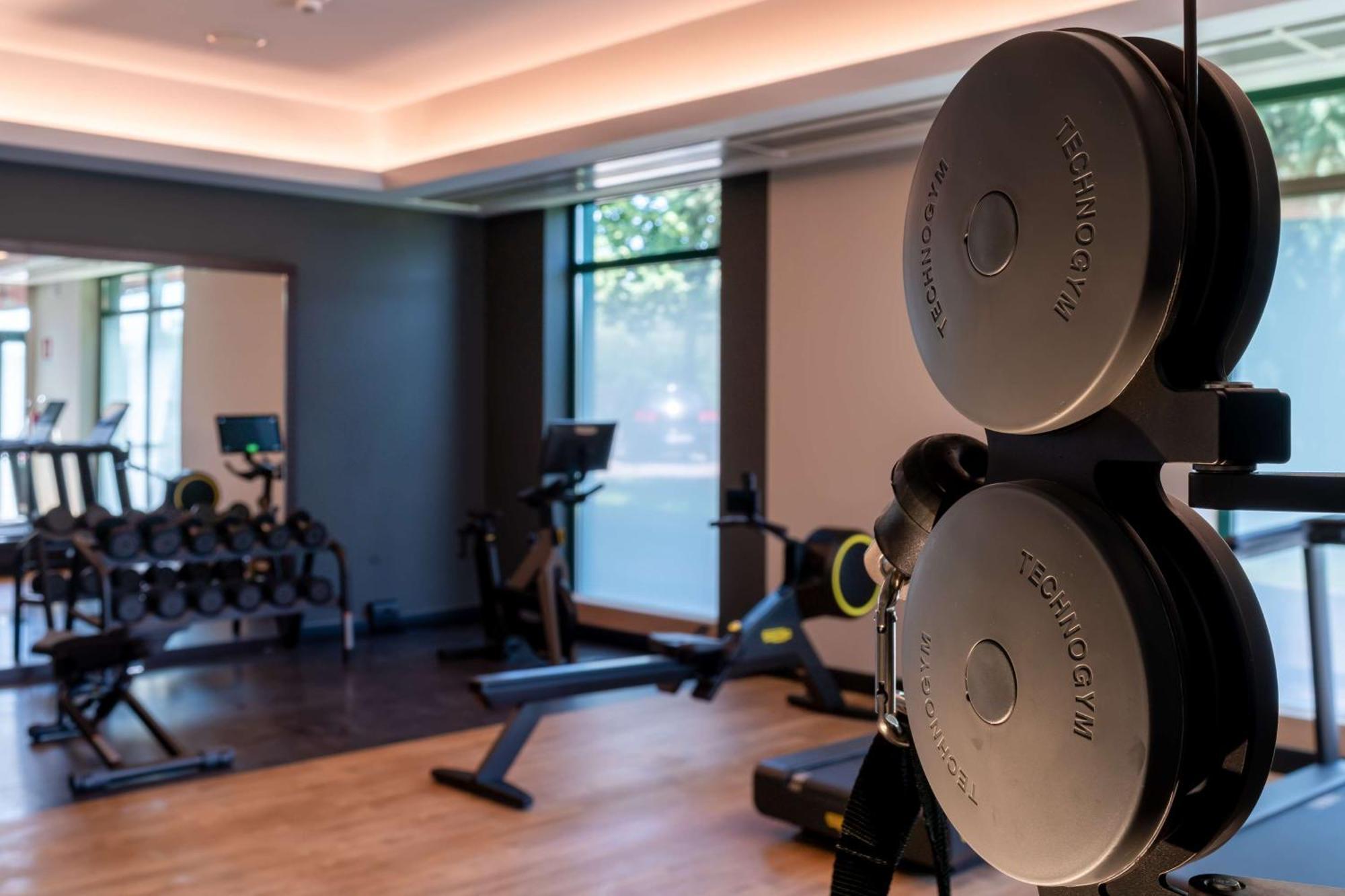 فندق Doubletree By Hilton Milan Malpensa سولْبياتي أولونا المظهر الخارجي الصورة