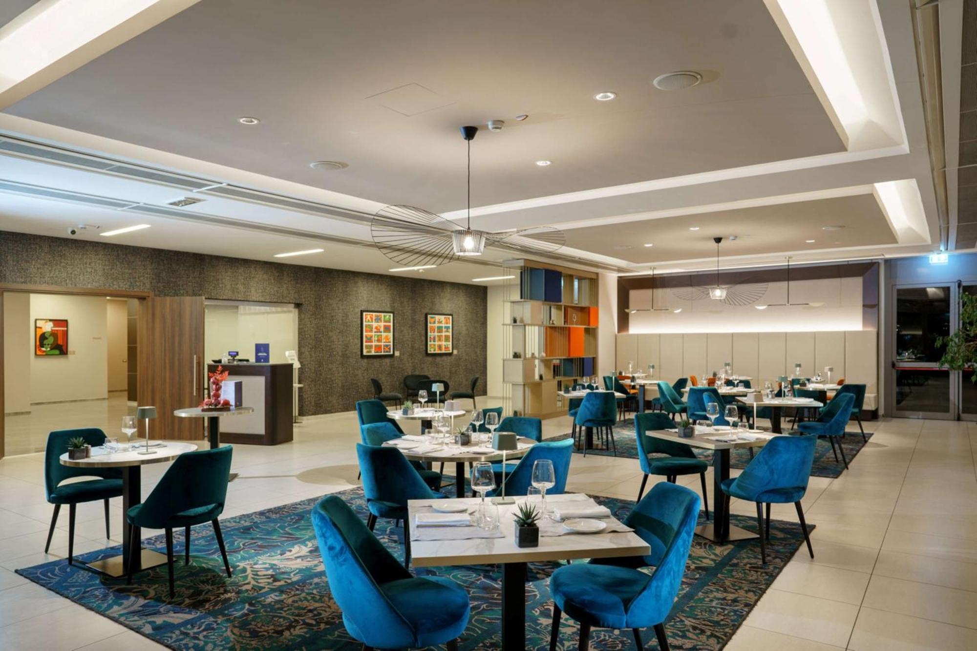 فندق Doubletree By Hilton Milan Malpensa سولْبياتي أولونا المظهر الخارجي الصورة