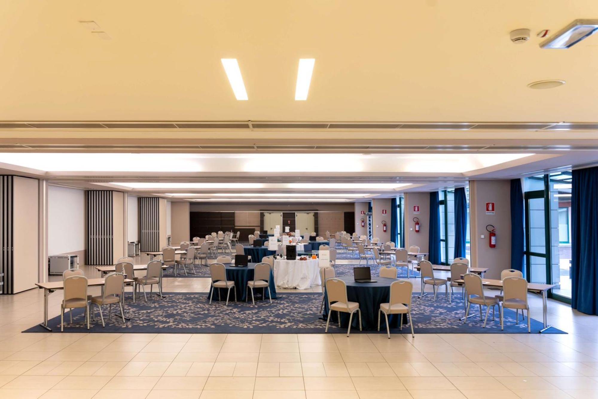 فندق Doubletree By Hilton Milan Malpensa سولْبياتي أولونا المظهر الخارجي الصورة