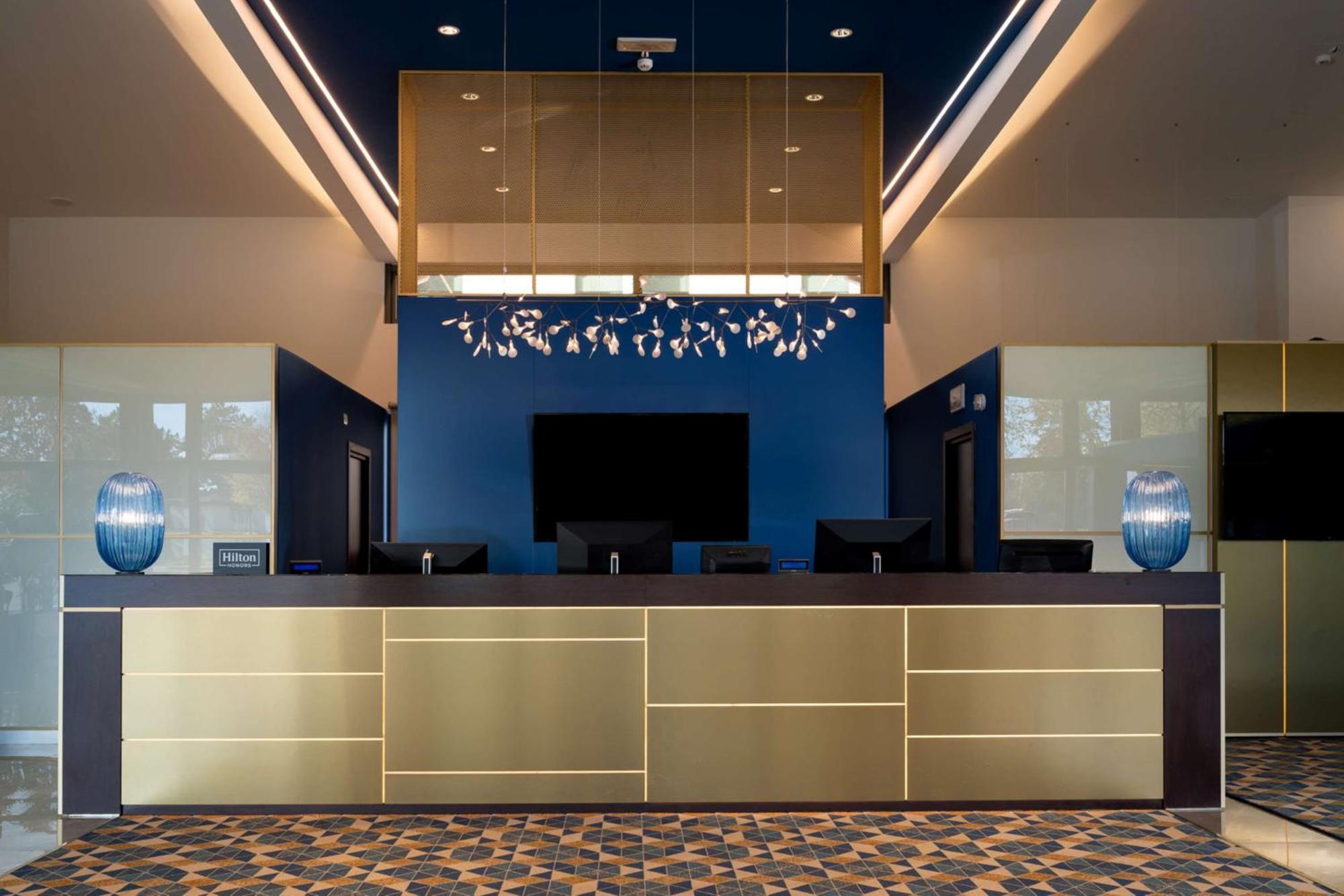 فندق Doubletree By Hilton Milan Malpensa سولْبياتي أولونا المظهر الخارجي الصورة